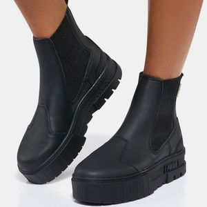 PUMA Platform Mayze Leather Chelsea Boots, Black | Women’s 9.5